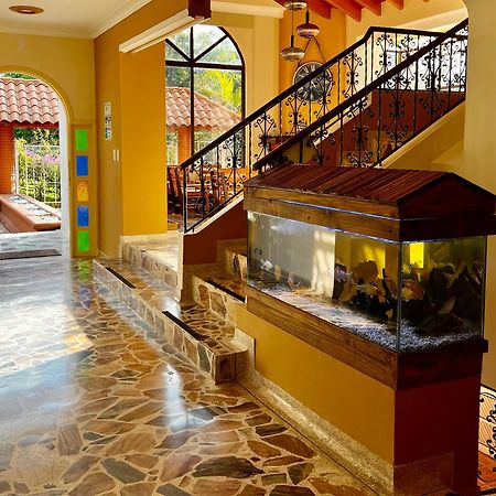 Hotel Casa Confort Santa Rosa de Cabal Bagian luar foto
