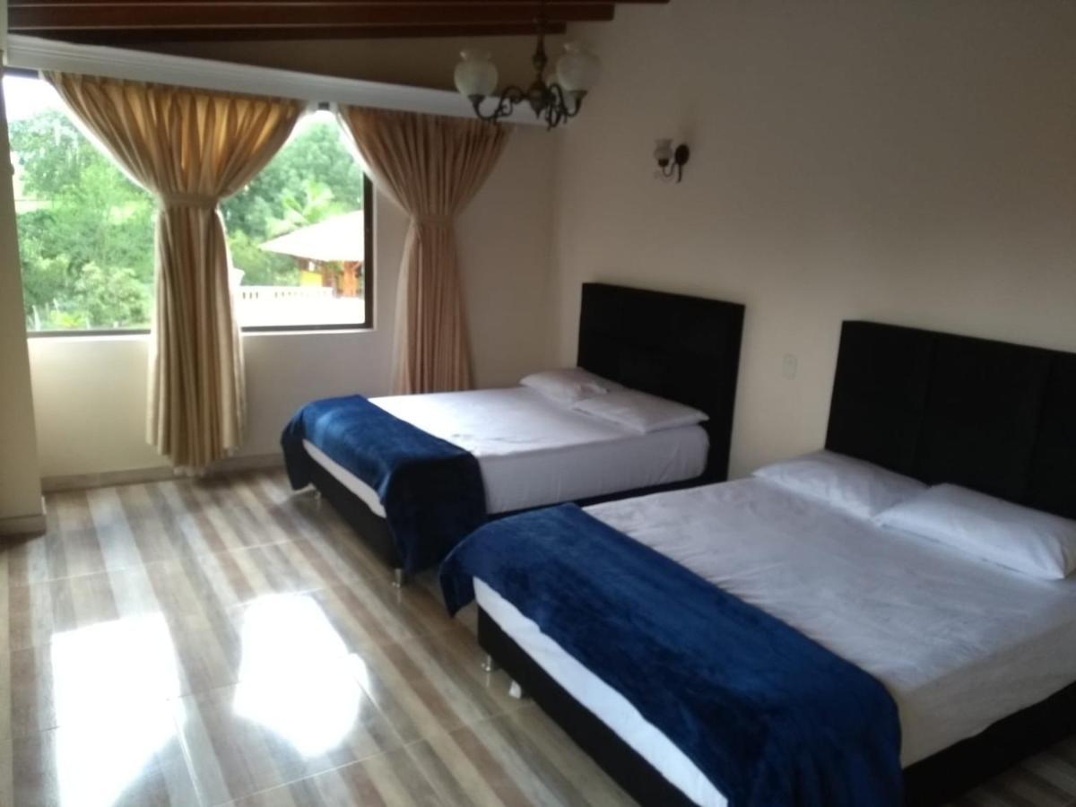 Hotel Casa Confort Santa Rosa de Cabal Bagian luar foto