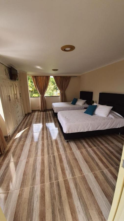 Hotel Casa Confort Santa Rosa de Cabal Bagian luar foto